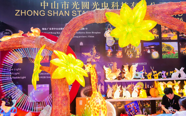 温州展台搭建商如何通过道具搭配提升品牌辨识度？
